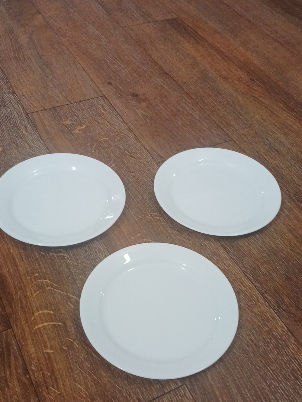 Comcor 9 Inch. White Dinner Plates